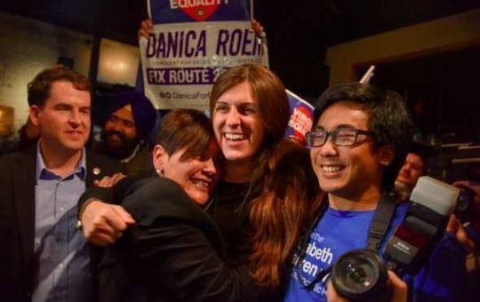 美国或迎来首位变性女州长：她2年前变性 曾是CEO