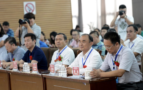 3A中国物媒通辽市运营中心启动暨ISP公司与清谷新禾合作签约仪式现场