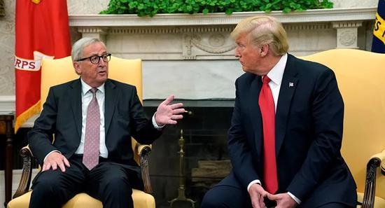 ▲7月25日，美国总统特朗普在白宫会见来访的欧盟委员会主席容克。（路透社）