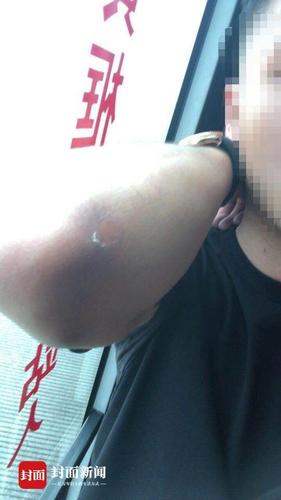 首航客机备降深圳 乘客拍下撤离瞬间:感到后怕