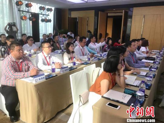 图为开班仪式现场。岳依桐 摄