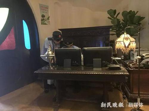 长宁市场监管局介入调查。李若楠 摄