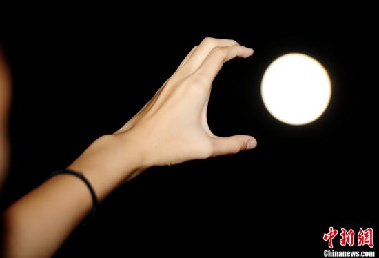 点击进入下一页