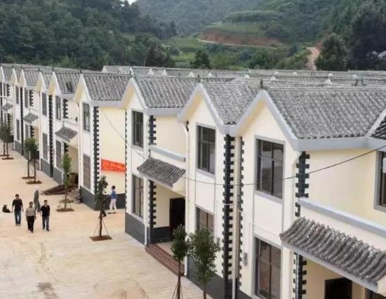 媒体：农村土地市场再放开些 也乱不起来