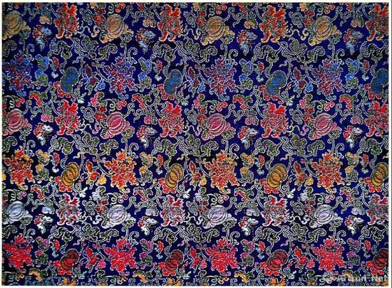 清康熙蓝色地织五彩串枝牡丹瓜蝶纹妆花缎