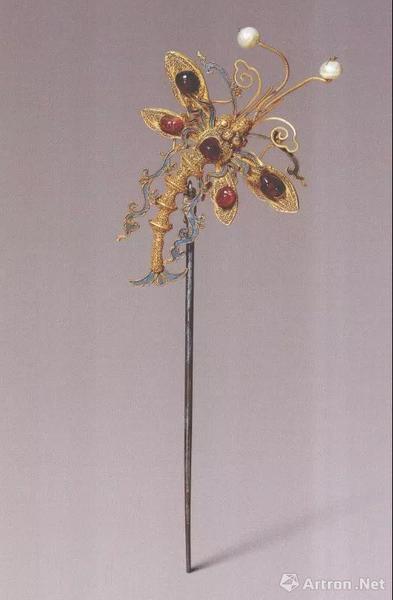 清代金镶宝石蜻蜓簪，故宫博物院藏