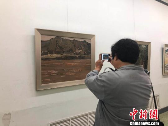 河津古称龙门，地处中华民族母亲河——黄河与山西母亲河——汾河交汇处，是禹凿龙门、鱼跃龙门美好传说的发生地?！±钔ヒ?摄