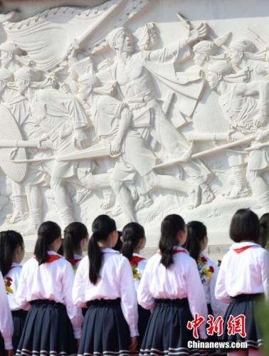 点击进入下一页