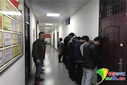 点击进入下一页