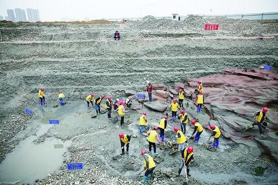 图说：江口沉银考古现场。