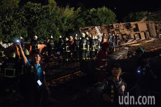 台铁脱轨事故致18死187伤 日本制造商股价重挫6%