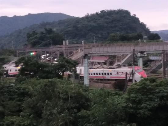 台铁脱轨事故致18死187伤 日本制造商股价重挫6%