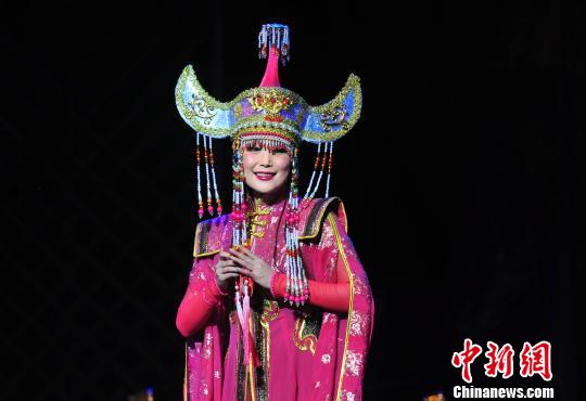 大型原创舞剧《天齐儿》。　于海洋 摄