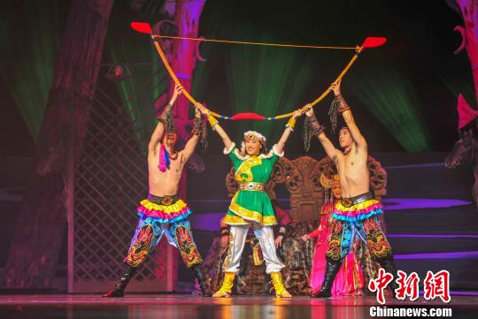 大型原创舞剧《天齐儿》?！∮诤Ｑ?摄