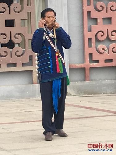 点击进入下一页