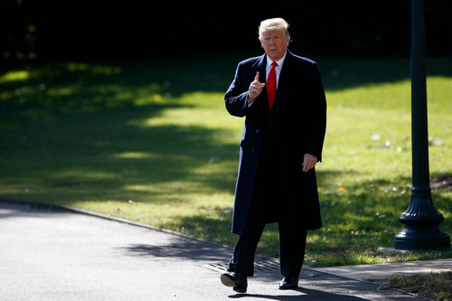 美媒分析特朗普日程表：他发推特看电视的时间比工作时间还长