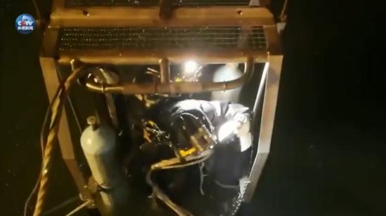 坠江公交黑匣子