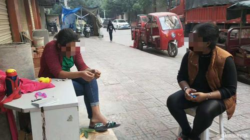 嫁到广安的非洲女孩因丈夫一句“滚”想离，却因找不到翻译没离成