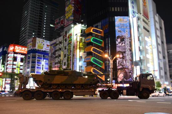 美国冷战老臣:通过中程导弹竞赛可逼迫中俄就范