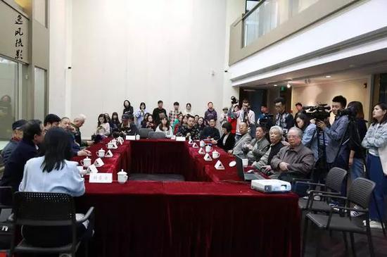 一件巨帧 扛鼎百年——潘天寿《春塘水暖图》品读会现场