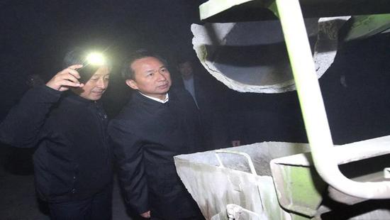 京津冀大气重污染 生态环境部部长深夜暗查河北