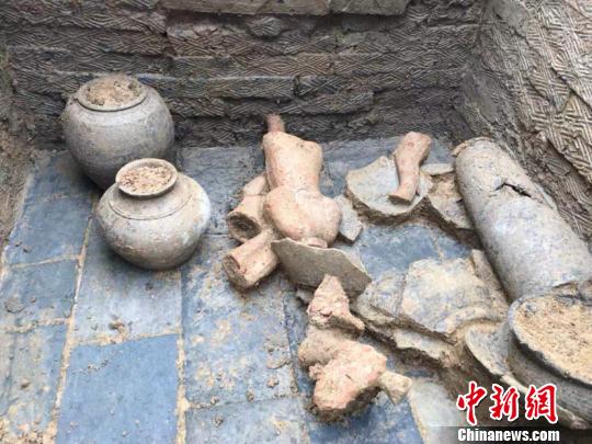 成都市区发现保存良好汉墓墓主或为东汉豪强