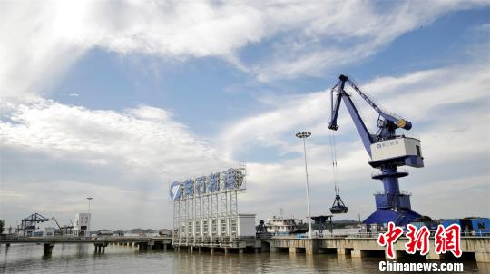 资料图，图为黄石新港 湖北省交通厅供图 摄