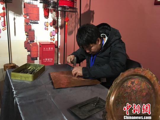 图为展览现场?！「吆斐?摄