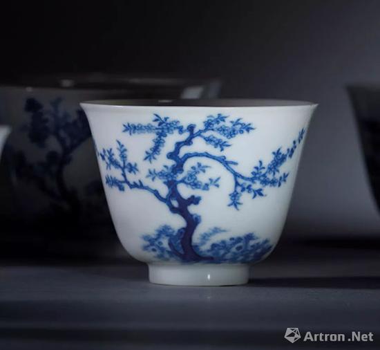清康熙青花十二花神杯之桃花杯&nbsp; 佳士得2018年秋拍拍品