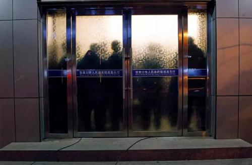 点击进入下一页