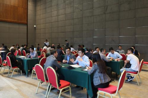 点击进入下一页