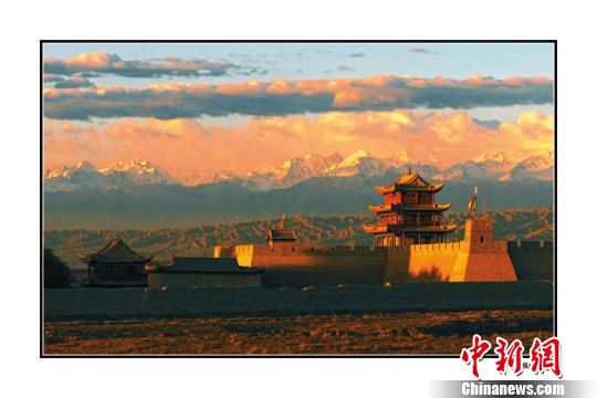 甘肃嘉峪关“寻根”明长城揭秘神奇防线展雄姿