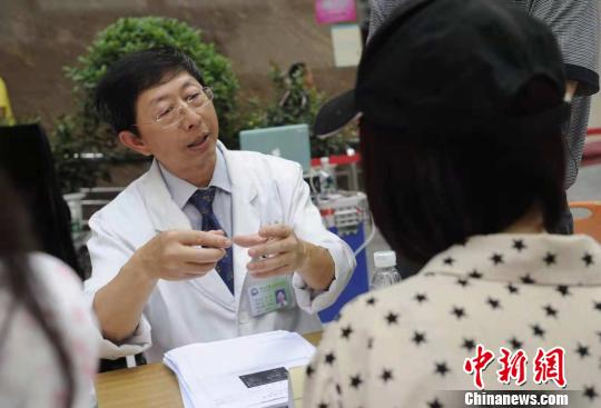 专家：PARP抑制剂为晚期卵巢癌患者带来更多获益