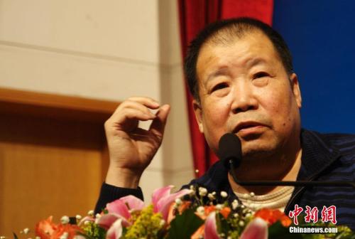 资料图：二月河。<a target='_blank' href='http://www.chinanews.com/'>中新社</a>发 李溪 摄