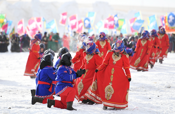 4、俄罗斯族舞蹈表演