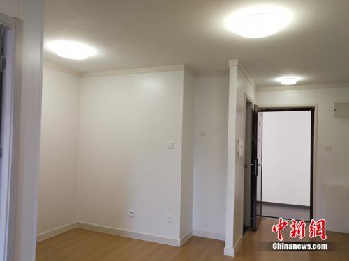 图为北京郭公庄家园(北区)40平米左右公租房的室内。<a target='_blank' href='http://www.chinanews.com/' >中新网</a>记者 邱宇 摄