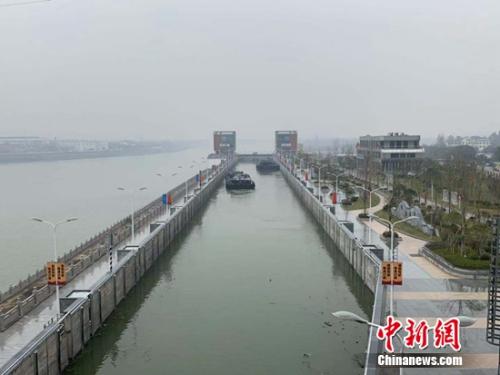 如今的富春江船闸 郭其钰摄