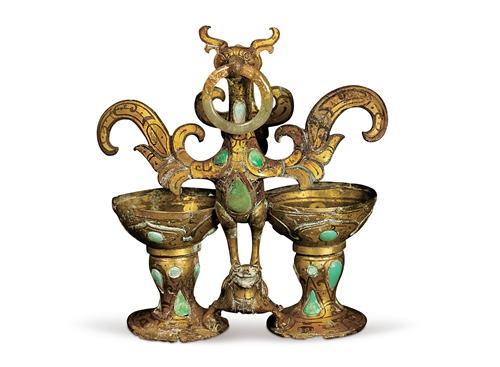 铜朱雀衔环杯。河北博物院供图