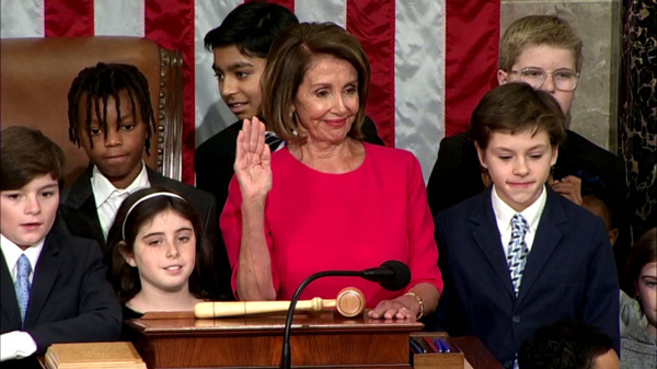 美国新任众院议长佩洛西：阻止移民将让美国丧失领导地位