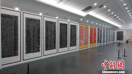 展览作品年代从东汉年间跨度到近代时期。山西工美提供