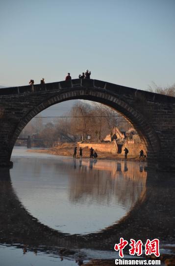 图为沙溪玉津桥?！＄殉?摄