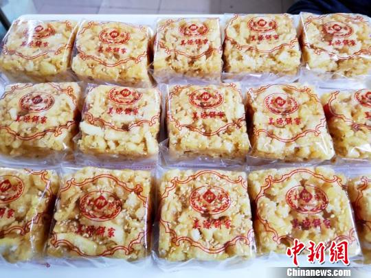 单个包装的沙琪玛 李晓春 摄