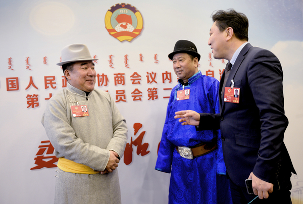 002内蒙古蒙古族委员交流民族医药产业发展状况