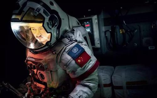 《流浪地球》主演吴京