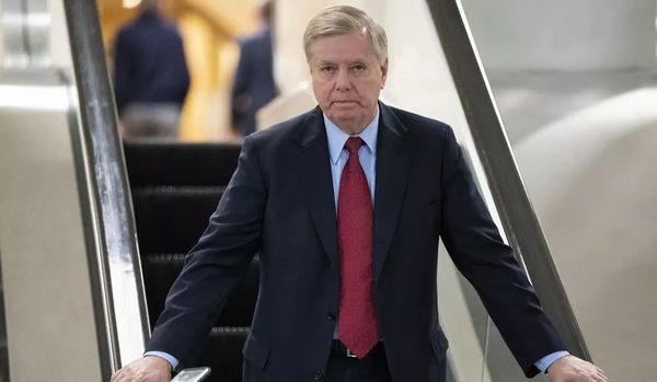 美司法部高官商议罢免特朗普？参议院:这是政变