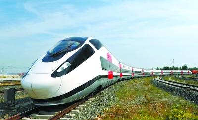 近日，首列可变编组动车组在中车唐山公司完成全部60余项厂内试验。吴宏道摄