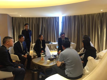 点击进入下一页