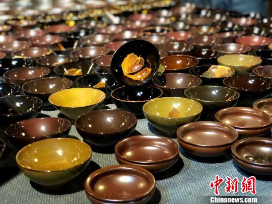 千年陶乡传承遇难题创新开发工艺品破瓶颈