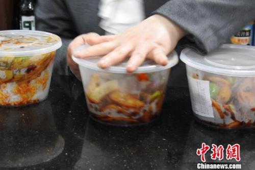 包装外卖。受访者供图