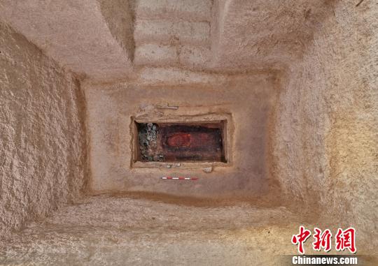 酒务头墓地的发现，揭开了一个新方国的面纱，是山西考古的一次重大事件，也是商周考古的一次重要发现。山西省考古研究所 提供